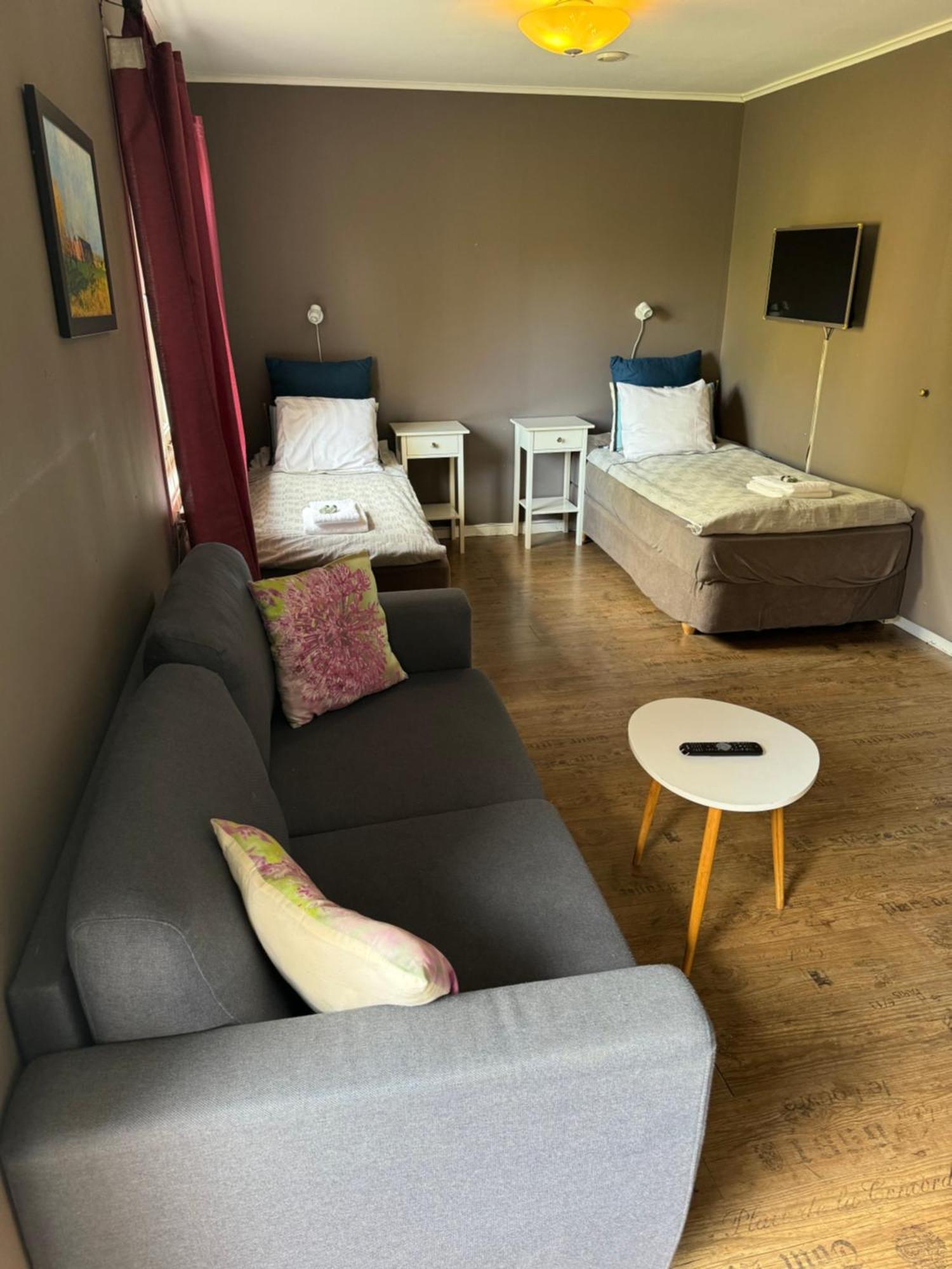 Brunsbo G:A Biskopsgard Hotell & Konferens Skara Esterno foto
