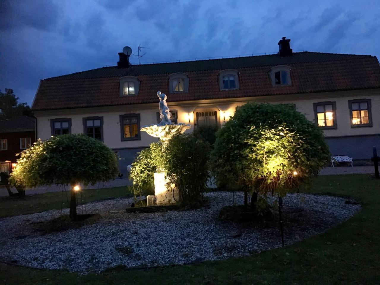 Brunsbo G:A Biskopsgard Hotell & Konferens Skara Esterno foto
