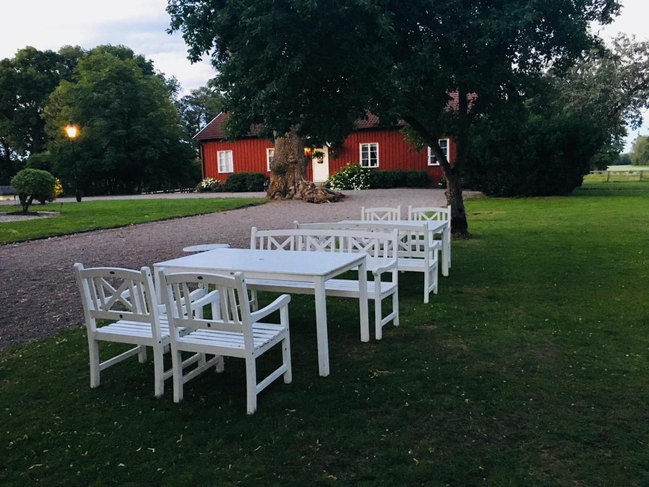 Brunsbo G:A Biskopsgard Hotell & Konferens Skara Esterno foto